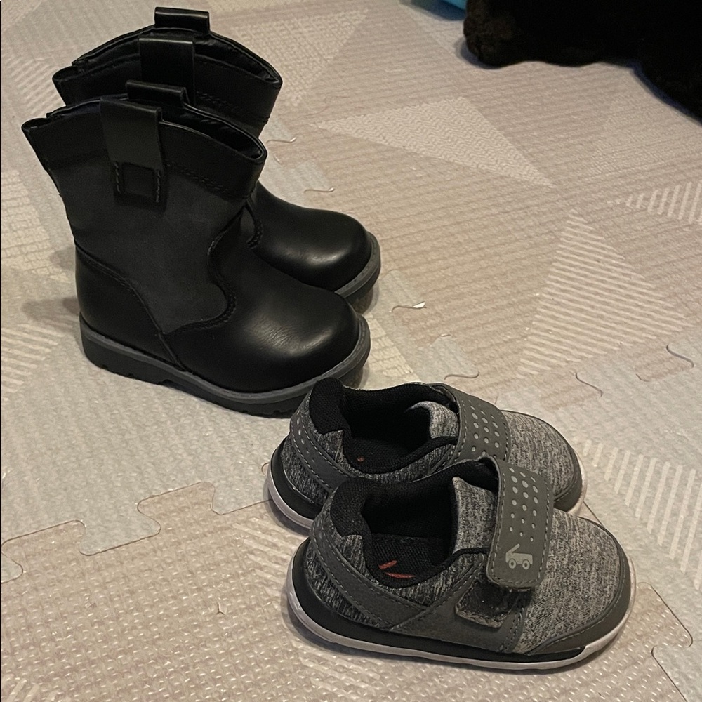 See Kai Run/Cat&Jack Duo- shoes size Toddler 4